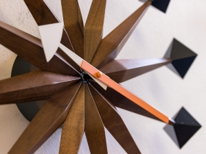 Polygon Clock, walnut / dark