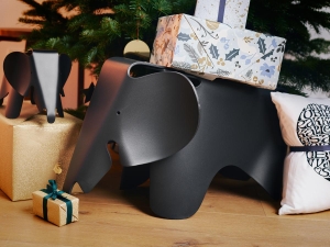 Eames Elephant (Small), deep black